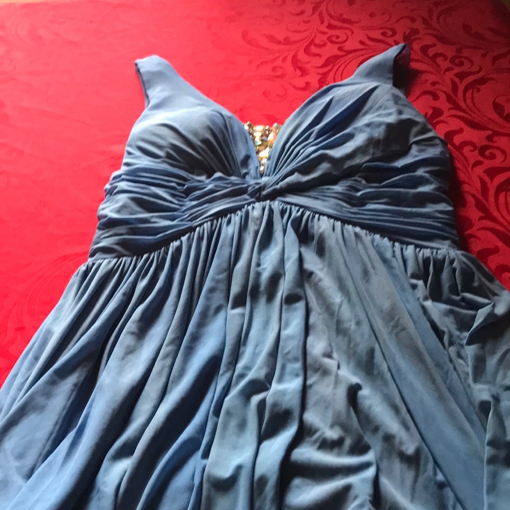 blue dress